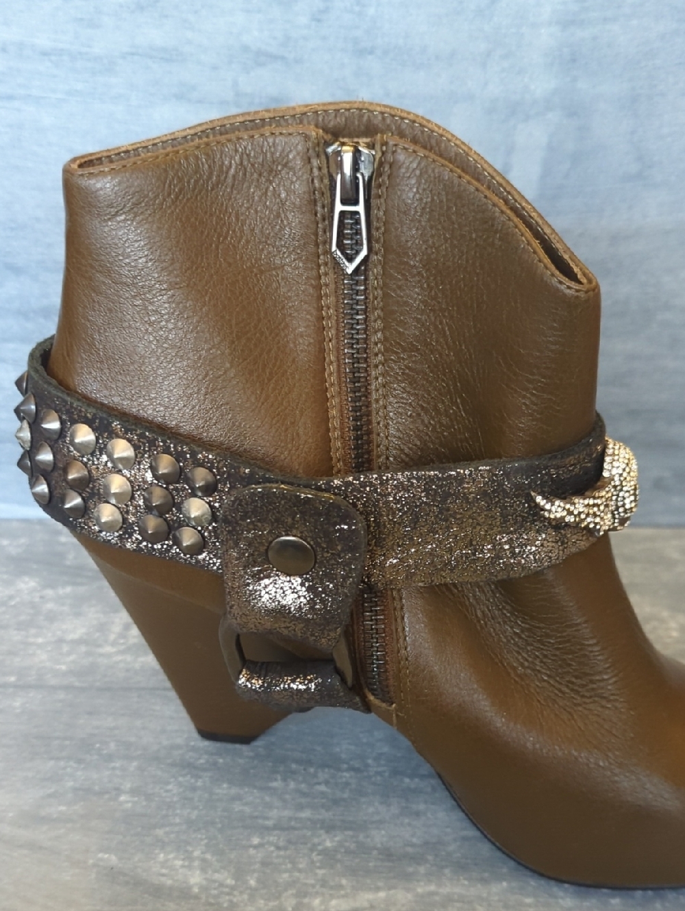Boot Straps Skull And Rhinestone.Adjustable. - Picture 8 of 8